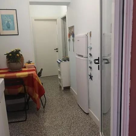 بيت ضيافة Domus Oriens - Monolocale Con Giardino, No Fornelli 4*
